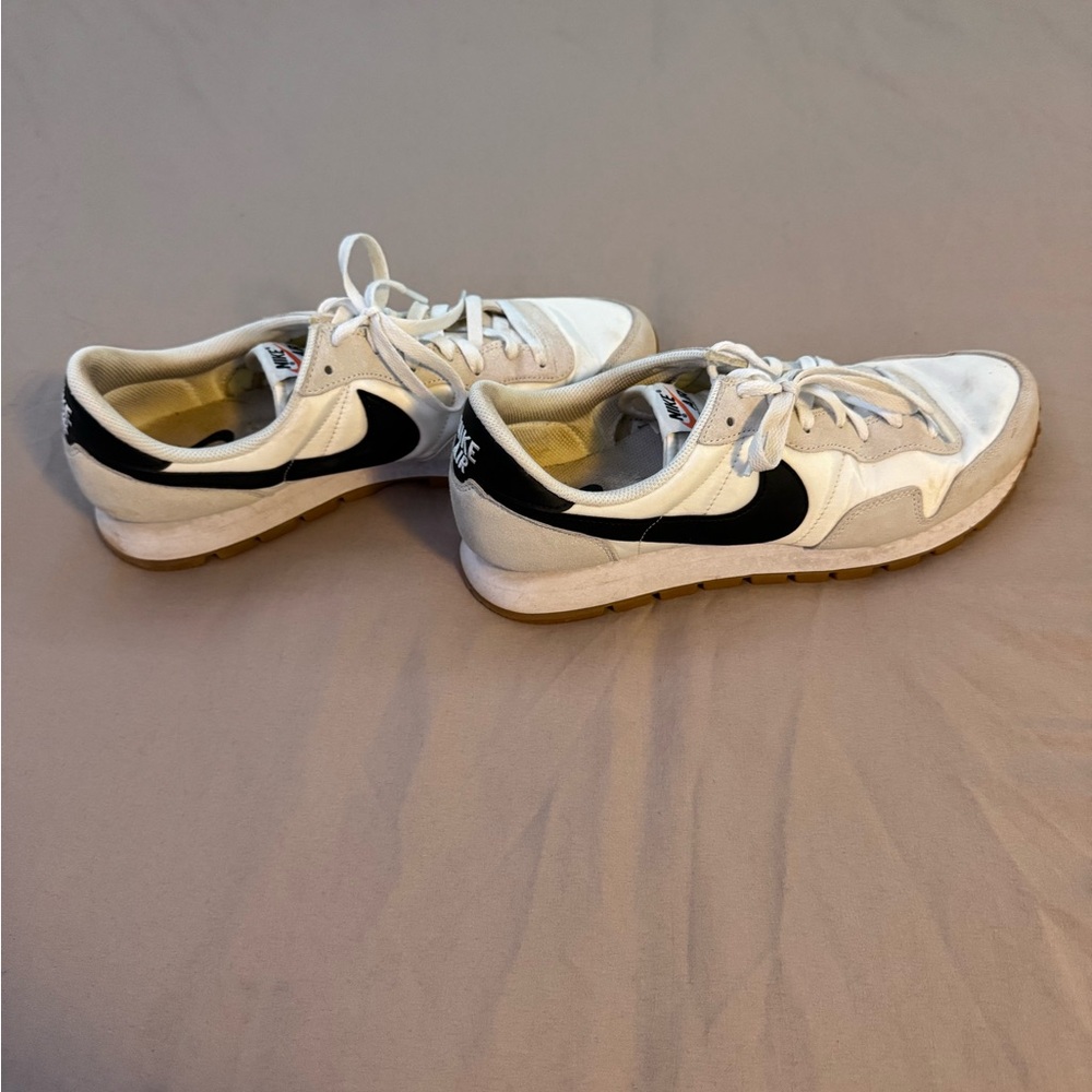 Nike White and Black Low-Top Retro Sneakers